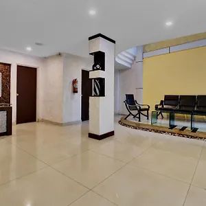 **** Hotel Aec Residency India