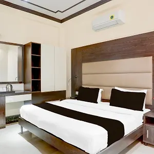 Hotel Aerotech Plaza, New Delhi