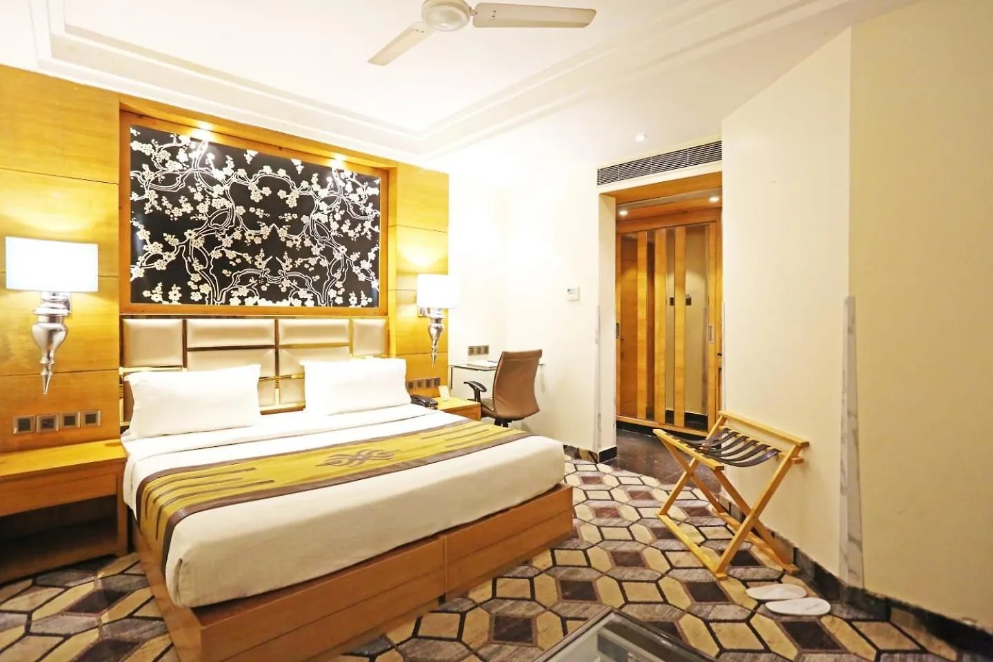 ***  Airport Hotel Claytone New Delhi India