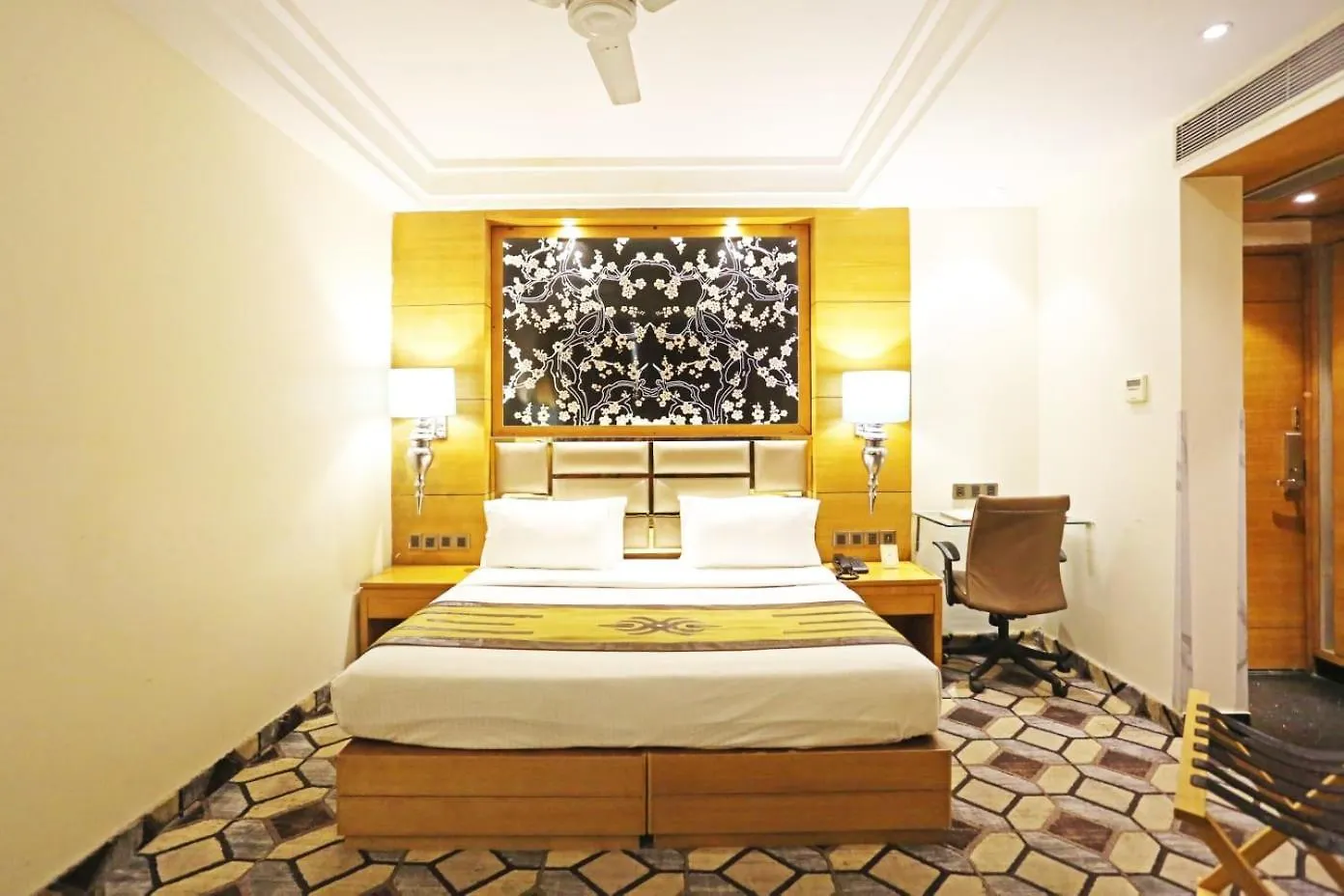 Airport Hotel Claytone New Delhi